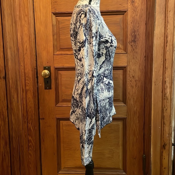 BCBG Maxazria Silk Sweater - Picture 4 of 11